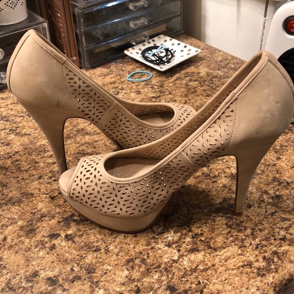 Nude heels - Picture 2 of 4